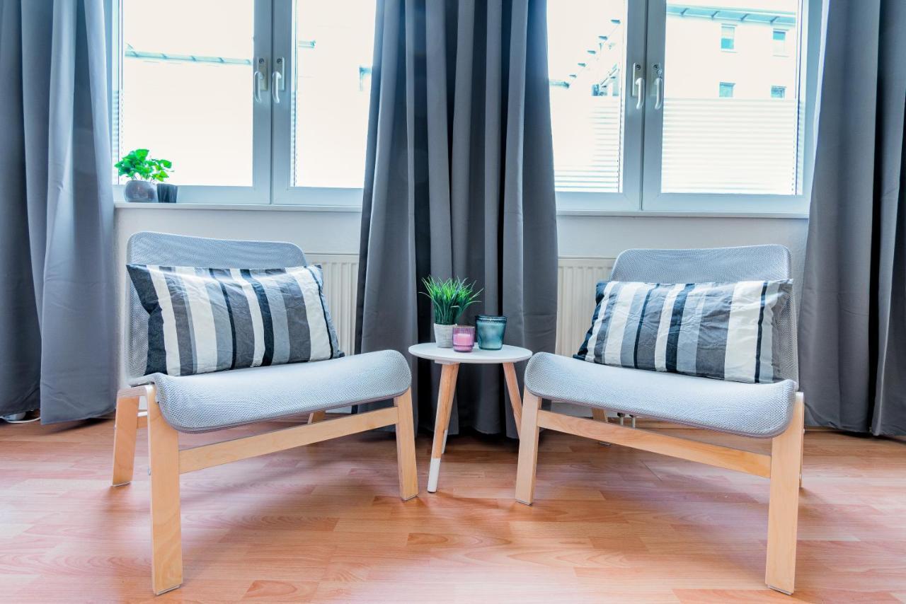 Helles Apartment In Top-Lage Mit Parkplatz Magdeburgo Exterior foto